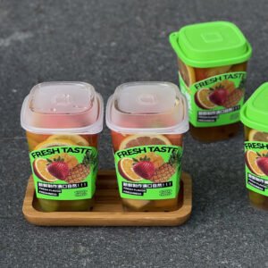 22oz Square Frosted Tea Cups 9.2x6.5x12.9cm – 650ml Injection Molded Plastic with Green Lid