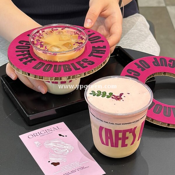 360ml Clear Plastic Coffee Cup with Custom Pink Kraft Corrugated Sleeve 9×6×9cm