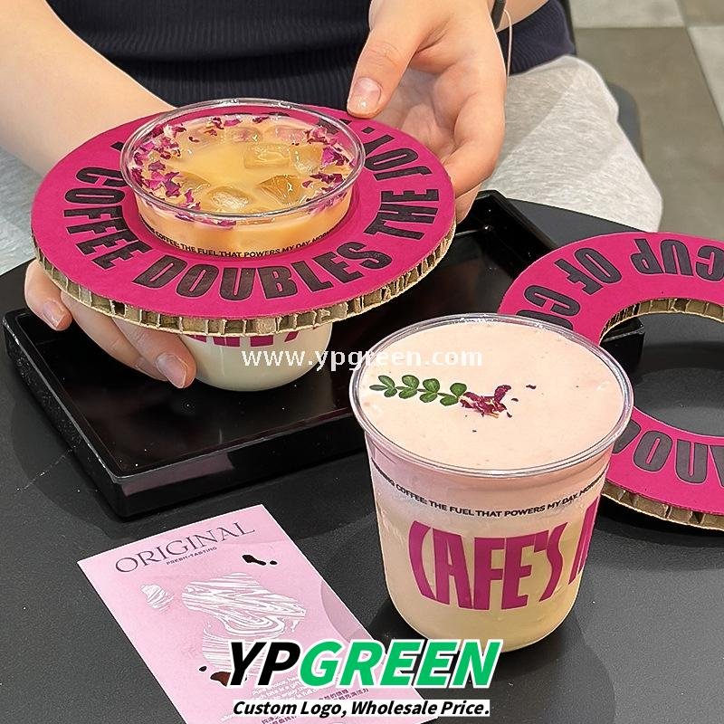 360ml Clear Plastic Coffee Cup with Custom Pink Kraft Corrugated Sleeve 9×6×9cm