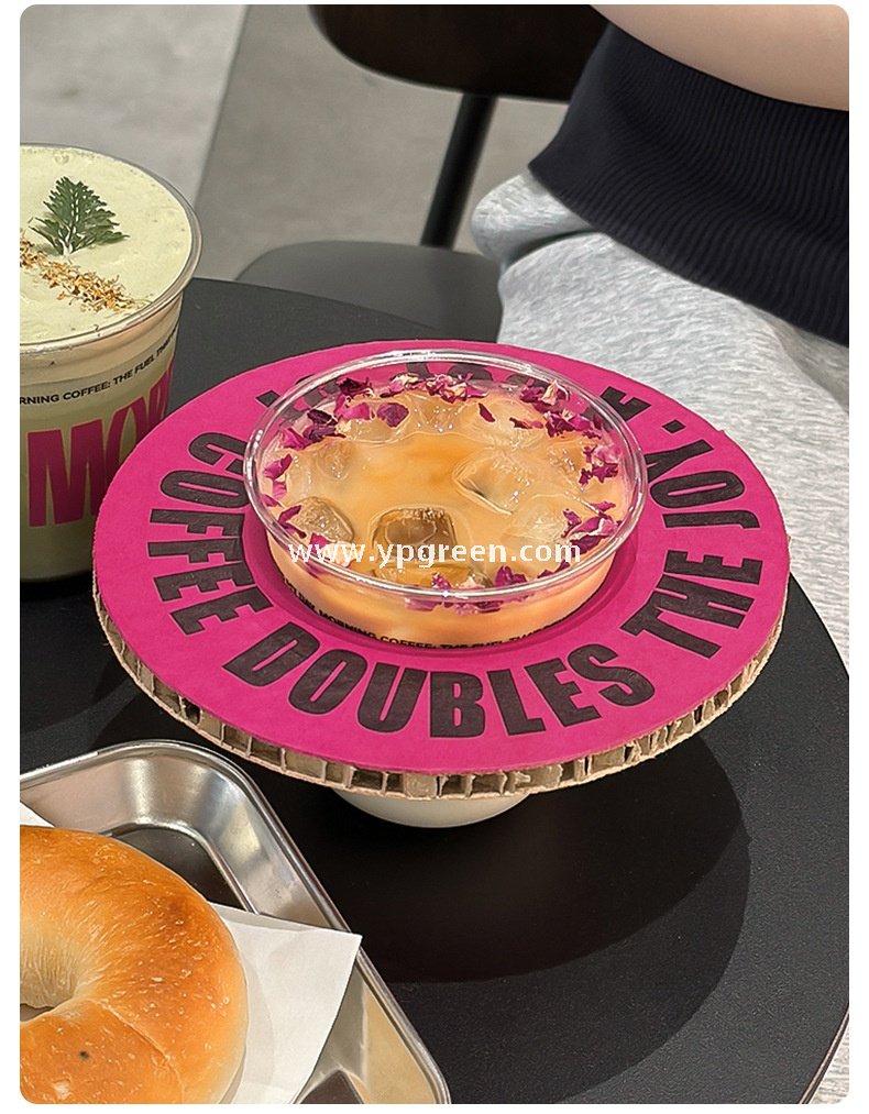 360ml Clear Plastic Coffee Cup with Custom Pink Kraft Corrugated Sleeve 9×6×9cm