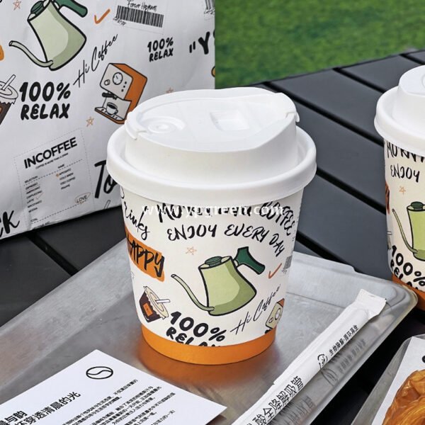 330ml Custom Branded To-Go Coffee Cups – Heat-Resistant Paper with Lid, Logo & Cartoon Printing