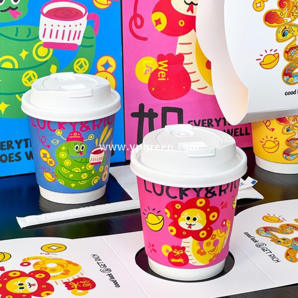 Chinese New Year Snake Design Paper Cups with Lids | Takeaway Coffee & Milk Tea Cups | Festive To-Go Carrier Packaging