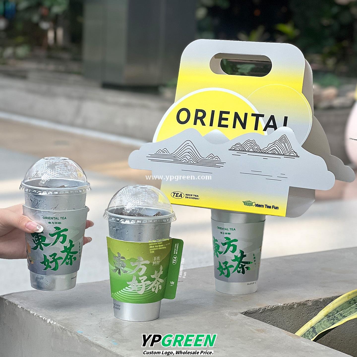 Hot Stamping Silver Cup Sleeve + 90mm PP Cup + Creative White Card Handle Holder