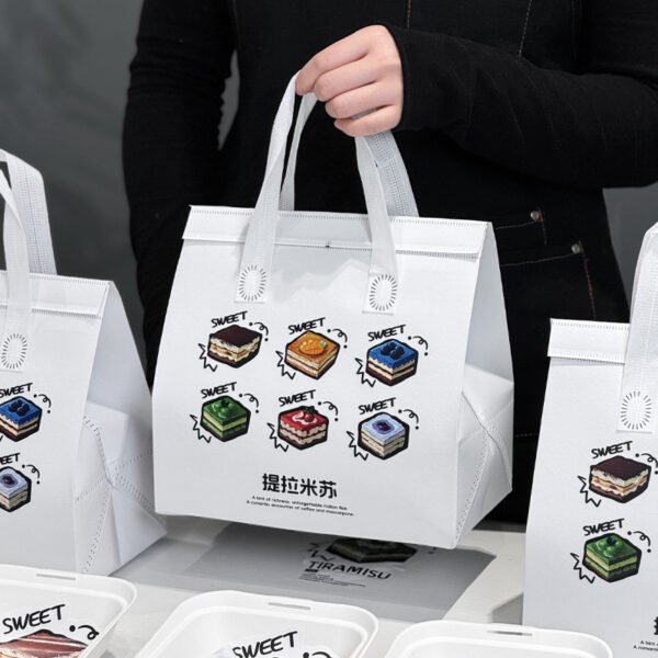 Wholesale Insulated Double-Layer Non-Woven Handheld Bags for Tiramisu Cake and Dessert Takeout - Factory Direct Supply