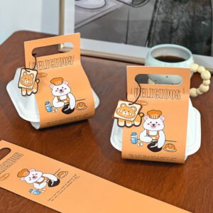 Wholesale Orange Little Bear Handheld Bordered Boxes for Bakery Desserts, Bread, Bagels, and Tiramisu Takeout - Direct Sourcing Partner