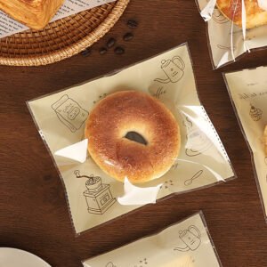 Wholesale Transparent Self-Adhesive Seal Bags for Bagel Bread, Toast, Baguettes, and Small Snack Takeout - Factory Price Guarantee