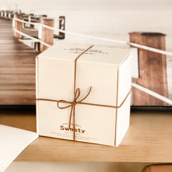 Wholesale Korean IG Style Boxes for Madeleine Scones and Macarons Takeout - Direct Sourcing Partner