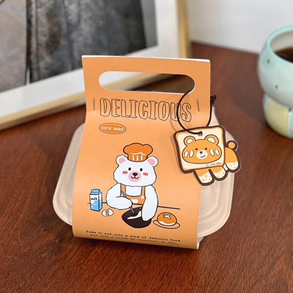 Wholesale Orange Little Bear Handheld Bordered Boxes for Bakery Desserts, Bread, Bagels, and Tiramisu Takeout - Direct Sourcing Partner
