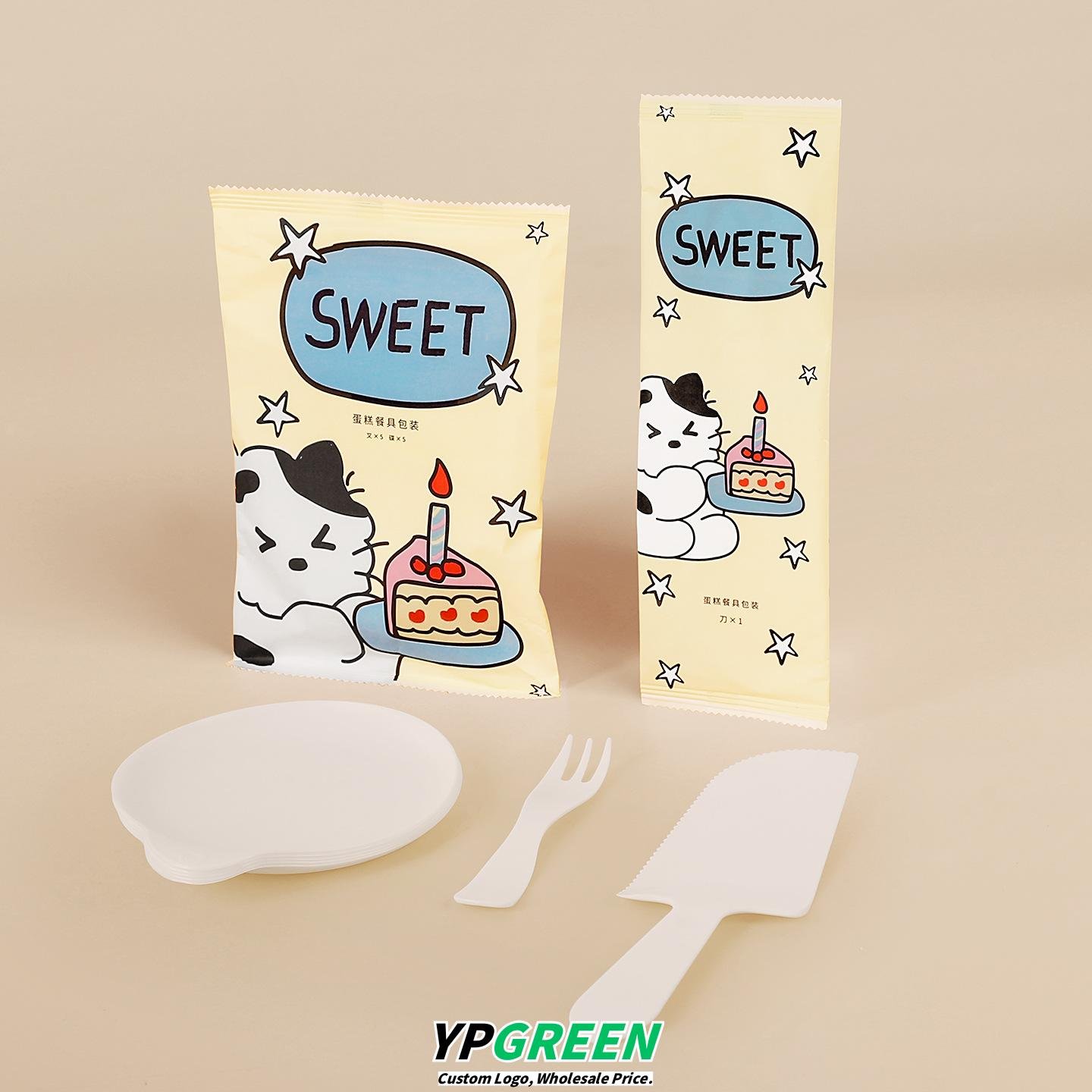 Wholesale Cartoon Disposable Birthday Cake Cutlery Set with Thickened Plates and Trays for Baking Serving - Factory Direct Supply